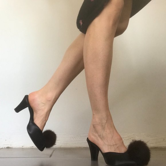 Vintage 1950s Daniel Green Fur and Satin Mules - Picture 9 of 9